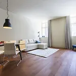 Apt In Lisbon 8 Building - Lisbon Center